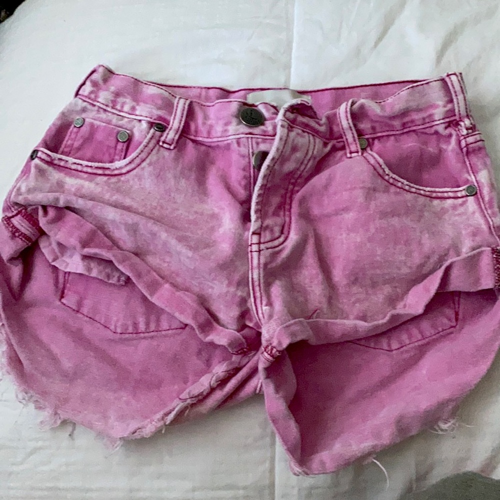 One teaspoon pink